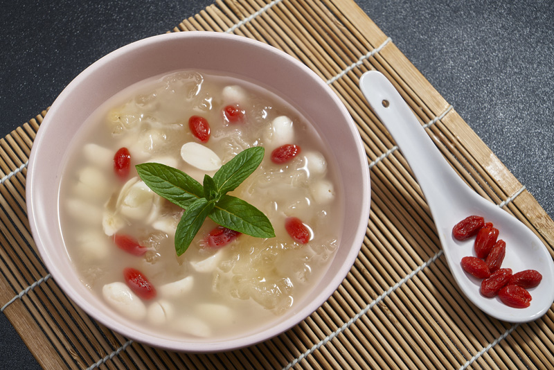 飲食調(diào)養(yǎng)，潤肺生津
